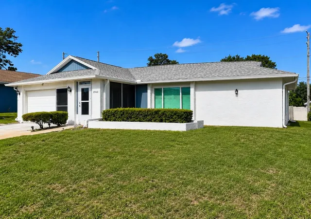 2nd image of 2942 Macalpin Dr W, Palm Harbor, FL 34684 | MLS# TB8533663