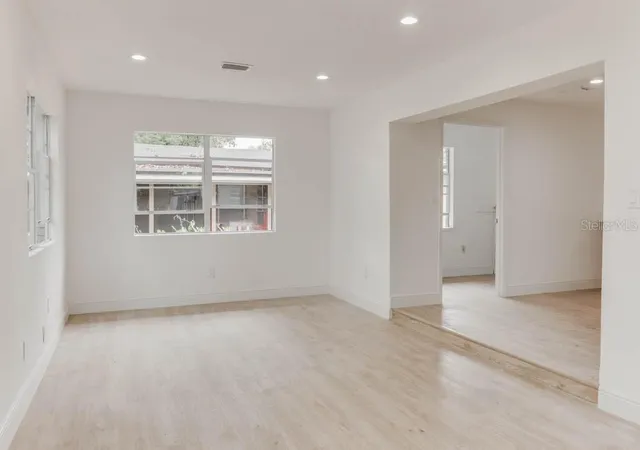 2nd image of 1255 Pine St, Altamonte Springs, FL 32701 | MLS# TB8533705