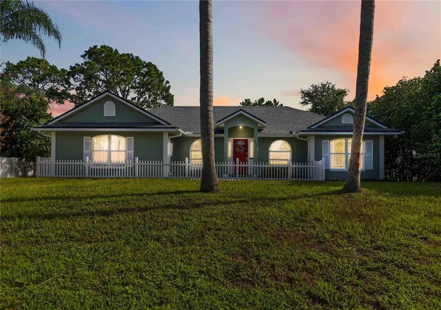 Photo 2 of Sale Pending at 2562 Travida Dr, Deltona, FL 32738 | MLS# O6429018 | Listing updated on 2026-08-29