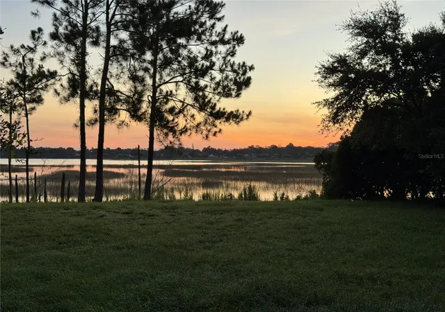 Photo 3 of Sale Pending at 2562 Travida Dr, Deltona, FL 32738 | MLS# O6429018 | Listing updated on 2026-08-29