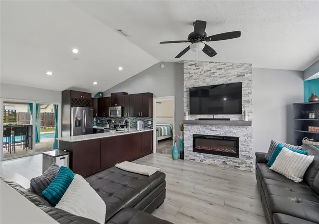 Photo 3 of Sale Pending at 717 La Costa St, Minneola, FL 34715 | MLS# O6429047 | Listing updated on 2026-08-17