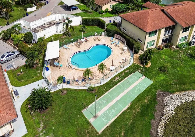 2nd image of 4565 Tippecanoe Trl, SARASOTA, FL 34233
