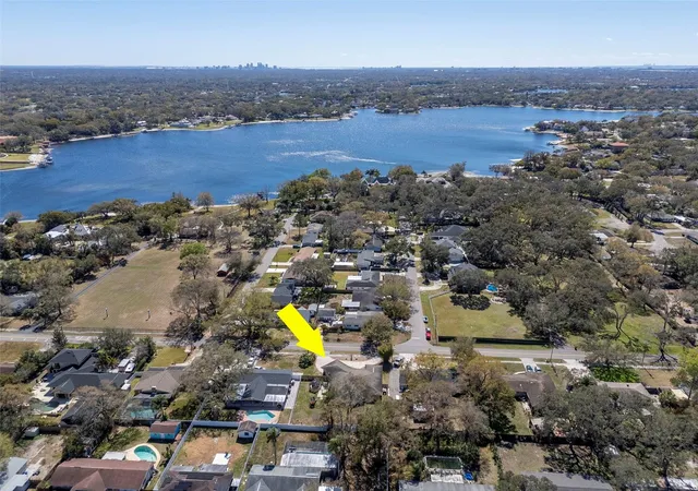44th image of 2535 Lake Ellen Dr, Tampa, FL 33618 | MLS# TB8533794