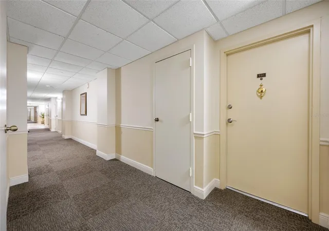 4th image of 1621 Gulf Blvd #501, Clearwater Beach, FL 33767 | MLS# TB8533813