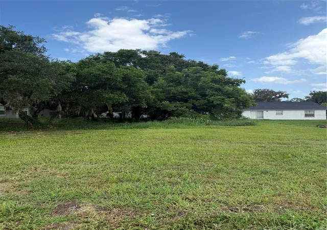 Photo 3 of Land for sale at Magnolia St, Leesburg, FL 34748 | MLS# O6429120 | Listing updated on 2026-10-05