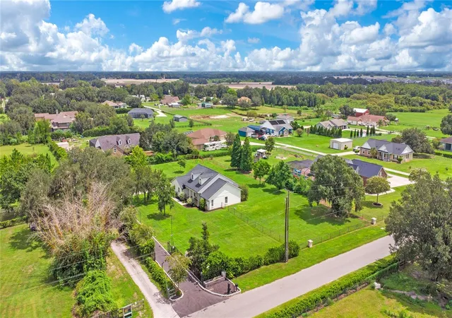 37th image of 2818 Mayday Dr, Plant City, FL 33565 | MLS# L4963894