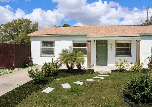 Photo 1 of Single family home for sale at 4211 W Bay View Ave, Tampa, FL 33611 | MLS# TB8533892 | Listing updated on 2026-08-19