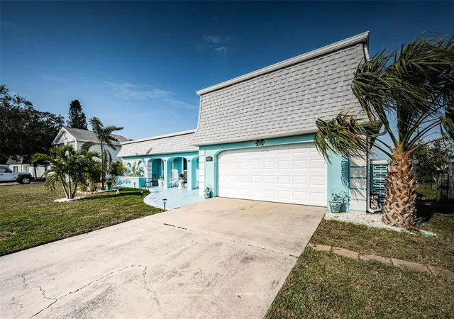 Photo 3 of Single family home for sale at 3627 Grayton Dr, New Port Richey, FL 34652 | MLS# TB8533957 | Listing updated on 2026-08-31