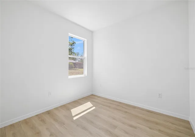 33rd image of 44 W Gulfstream Pl, Citrus Springs, FL 34434 | MLS# O6429224