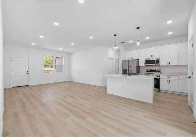 4th image of 266 W Ruska Pl, Citrus Springs, FL 34434 | MLS# O6429275