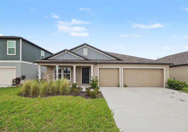 Photo 1 of Single family home for sale at 15281 Zircon Red Dr, Wimauma, FL 33598 | MLS# TB8534056 | Listing updated on 2026-08-18