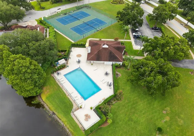 48th image of 1821 Lake Heron Dr, Lutz, FL 33549 | MLS# TB8534057