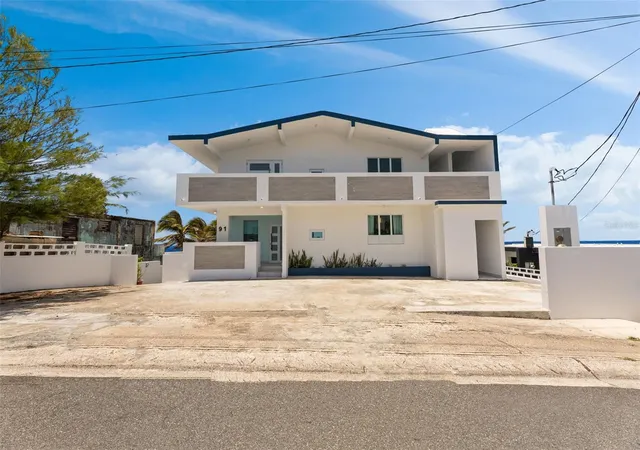 Photo 2 of Single family home for sale at Kennedy Calle Bo Mamaeyal Sector Kikita #91-A, Dorado, PR 00646 | MLS# PR9123065 | Listing updated on 2026-08-18
