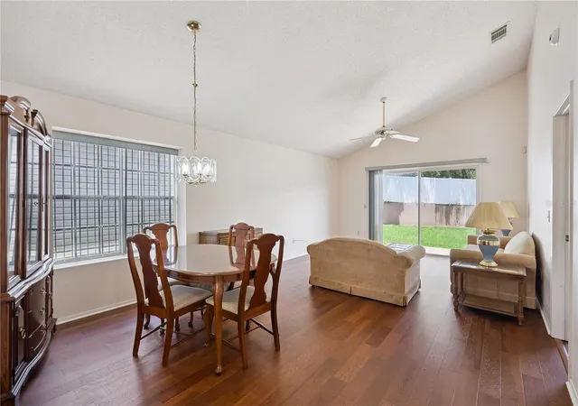 Photo 4 of Single family home for sale at 3023 Weymouth Ct, Apopka, FL 32703 | MLS# O6429292 | Listing updated on 2026-09-23