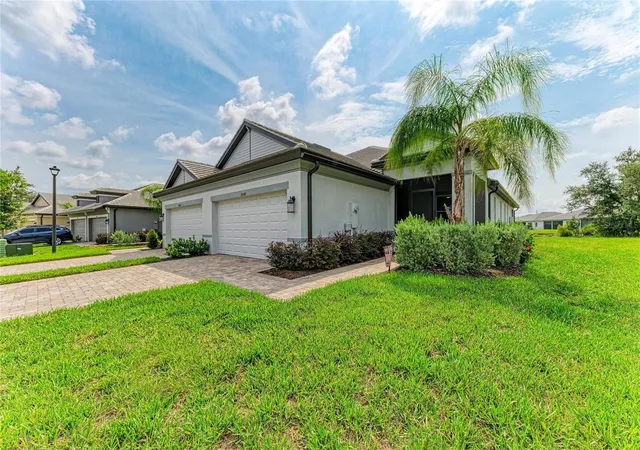 Photo 2 of Single family home for sale at 18048 Cherished Loop, Bradenton, FL 34211 | MLS# A4701505 | Listing updated on 2026-09-08
