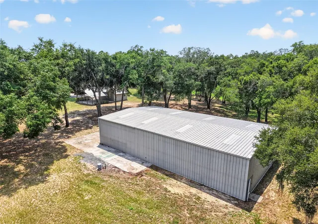 4th image of 12499 E Hwy 25, Ocklawaha, FL 32179 | MLS# OM729472