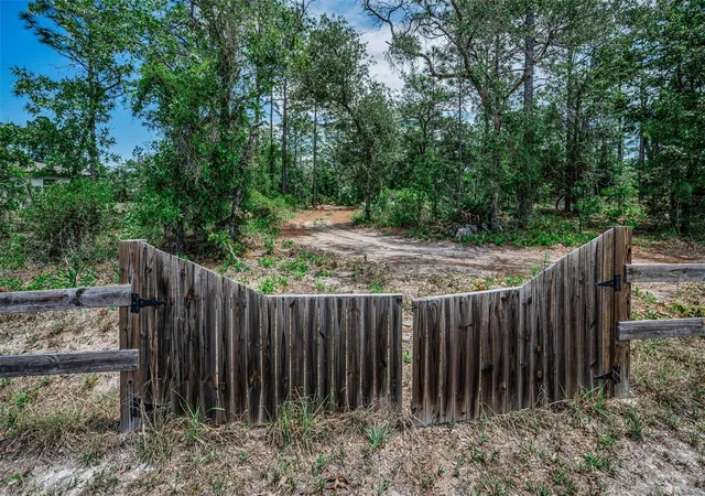 2nd image of 12132 Frankwood Rd, Brooksville, FL 34614 | MLS# TB8534109
