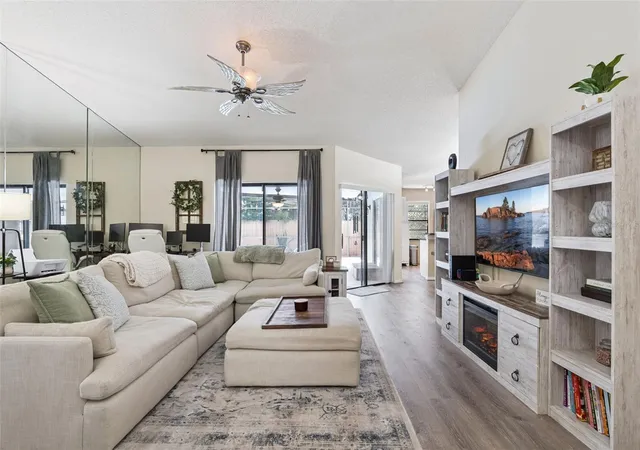 Photo 3 of Single family home for sale at 1552 Cougar Ct, Casselberry, FL 32707 | MLS# O6429367 | Listing updated on 2026-08-22