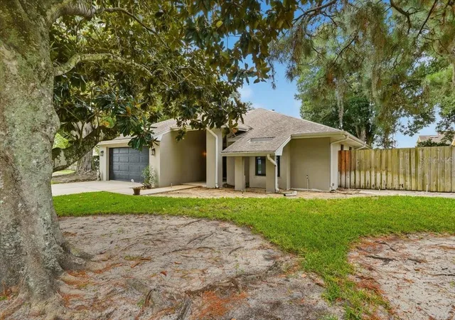 Photo 4 of Sale Pending at 238 College Grv Cir NE, Winter Haven, FL 33881 | MLS# P4939455 | Listing updated on 2026-08-22