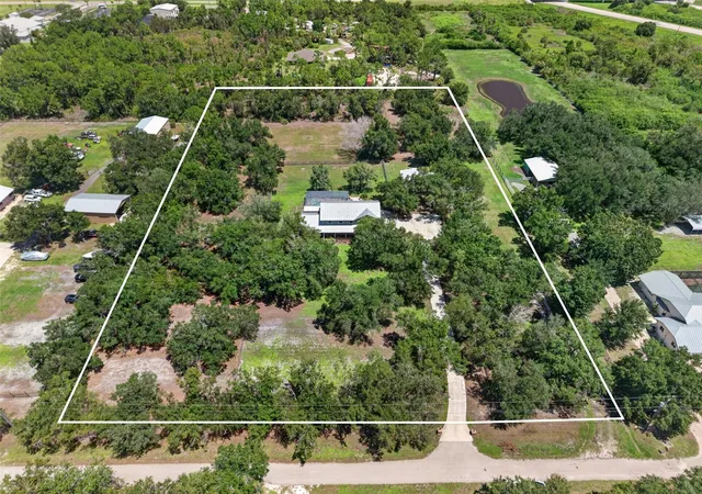 2nd image of 24582 Tangelo Ave, Punta Gorda, FL 33980 | MLS# C7529005
