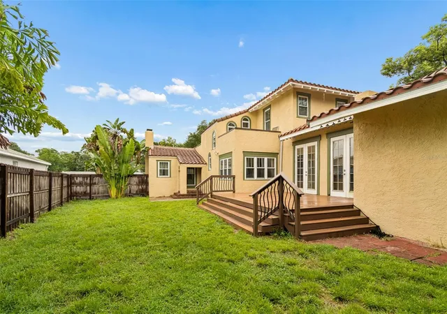 Photo 2 of Single family home for sale at 2518 Granada Cir E, Saint Petersburg, FL 33712 | MLS# TB8534198 | Listing updated on 2026-09-01