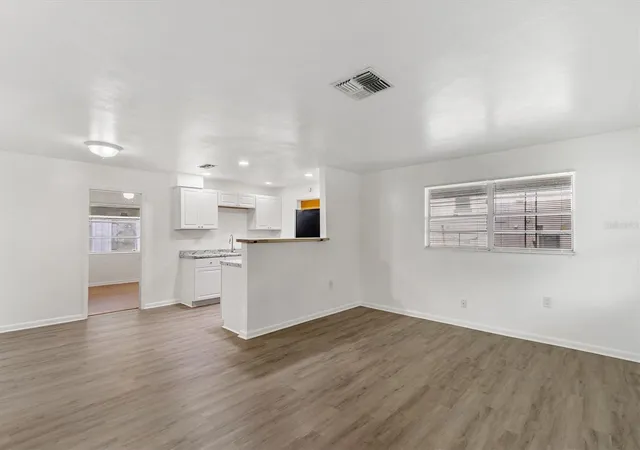 4th image of 16 N Harrison St, Beverly Hills, FL 34465 | MLS# G5115763
