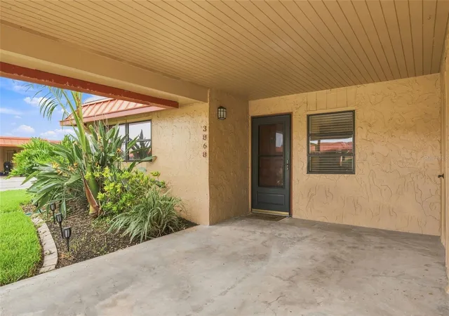 Photo 2 of Condo for sale at 3868 Catalina Dr, Bradenton, FL 34210 | MLS# A4701542 | Listing updated on 2026-08-31