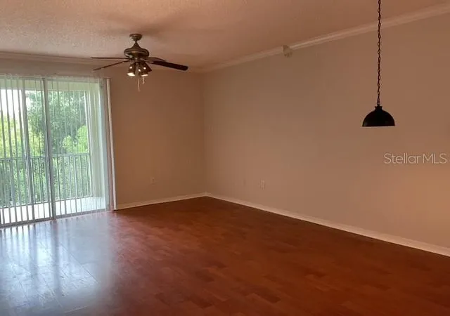 Photo 4 of Condo for sale at 5711 Bentgrass Dr #19-211, Sarasota, FL 34235 | MLS# A4701551 | Listing updated on 2026-08-17