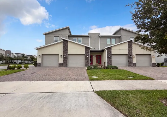 2nd image of 953 Splash Shot Pl #953, Davenport, FL 33896 | MLS# O6429421