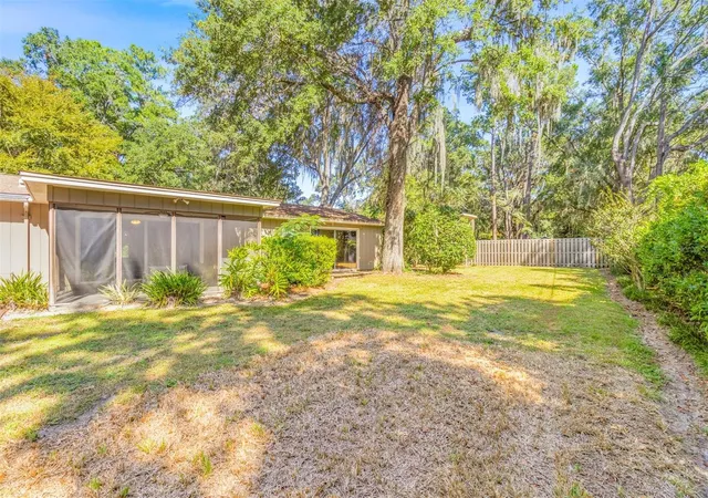 30th image of 2925 Nw 31st Ter, Gainesville, FL 32605 | MLS# GC542353