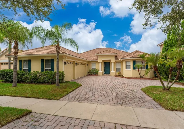 2nd image of 3817 Golden Feather Wy, Kissimmee, FL 34746 | MLS# O6429442