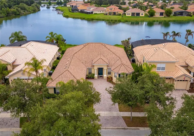 Photo 3 of Single family home for sale at 3817 Golden Feather Way, Kissimmee, FL 34746 | MLS# O6429442 | Listing updated on 2026-08-27