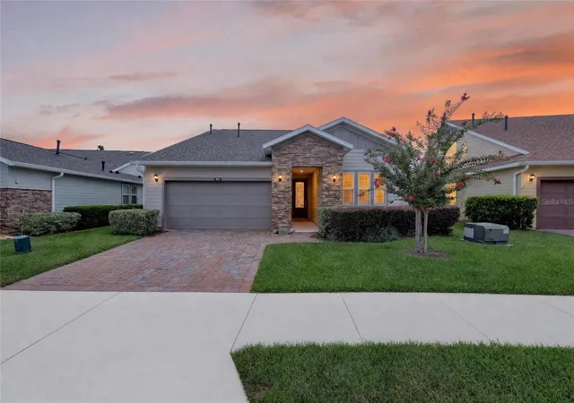 Photo 2 of Single family home for sale at 4967 Nw 35th Lane Rd, Ocala, FL 34482 | MLS# OM729503 | Listing updated on 2026-08-29