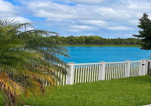 Photo 2 of Single family home for sale at 1747 Oak Hammock Ct, Lutz, FL 33558 | MLS# TB8534324 | Listing updated on 2026-08-19