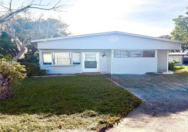 Photo 2 of Manufactured home for sale at 22 Woodruff Way, Lake Wales, FL 33898 | MLS# K4903674 | Listing updated on 2026-08-07