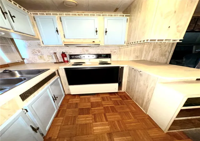 Photo 4 of Manufactured home for sale at 22 Woodruff Way, Lake Wales, FL 33898 | MLS# K4903674 | Listing updated on 2026-08-07
