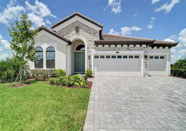 1st image of 10183 Lilac Manor Tr, San Antonio, FL 33576 | MLS# TB8534397