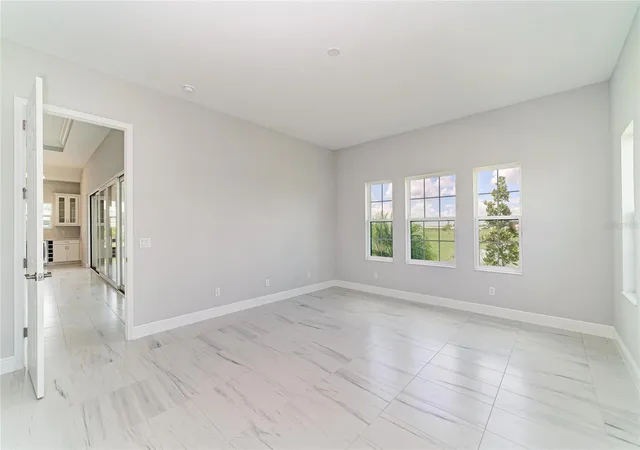 5th image of 10183 Lilac Manor Tr, San Antonio, FL 33576 | MLS# TB8534397