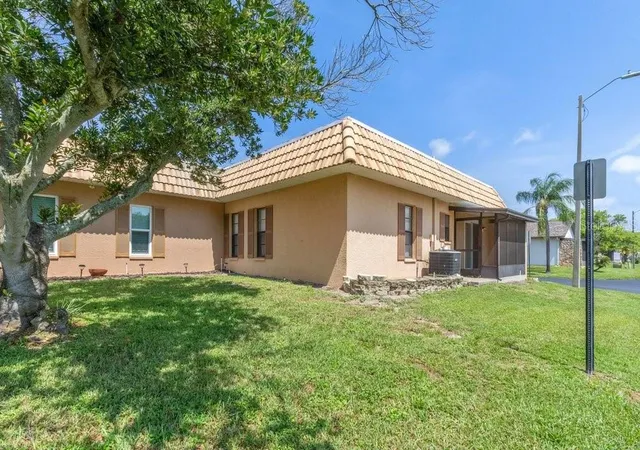 Photo 1 of Single family home for sale at 9224 Keyes Pl, New Port Richey, FL 34655 | MLS# TB8534409 | Listing updated on 2026-10-22