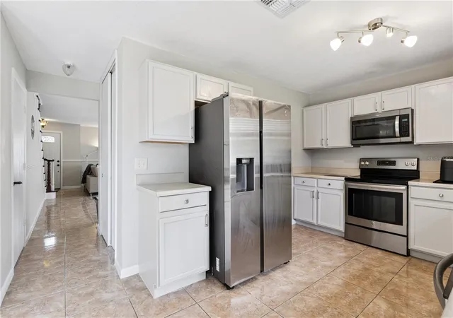 3rd image of 3125 Holland Dr, Orlando, FL 32825 | MLS# O6429577