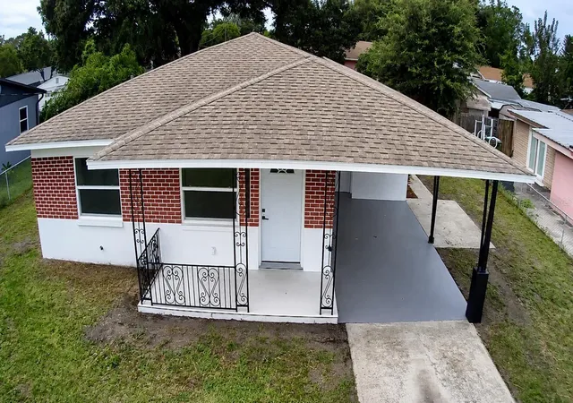 2nd image of 3117 W Leroy St, Tampa, FL 33607 | MLS# TB8534449