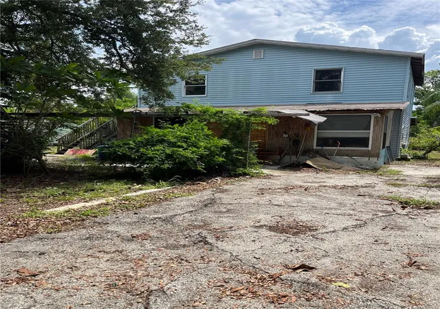 Photo 2 of Sale Pending at 903 Anderson Rd, Nokomis, FL 34275 | MLS# N6145218 | Listing updated on 2026-08-25