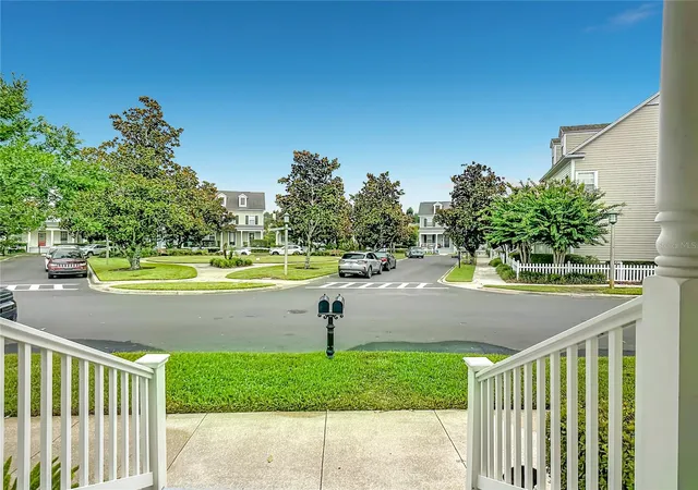 3rd image of 828 Morning Glory Ln, Kissimmee, FL 34747 | MLS# S5154730