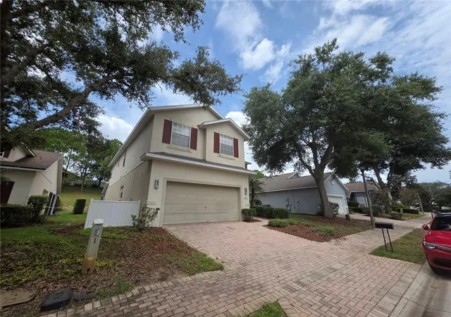 5th image of 143 E Windsor Pl, Davenport, FL 33896 | MLS# O6429650
