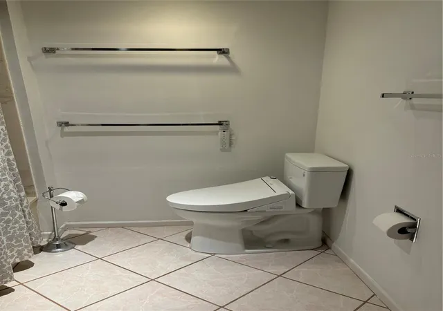 2nd image of 3003 S Atlantic Ave, Daytona Beach, FL 32118