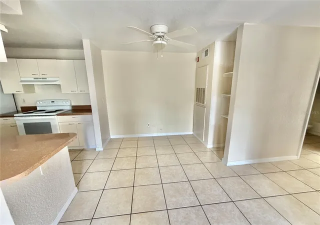 5th image of 2550 N Alafaya Trl #3103, Orlando, FL 32826 | MLS# O6429682