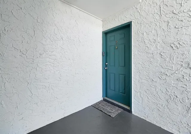3rd image of 4309 N Semoran Blvd #2, Orlando, FL 32822 | MLS# S5154754