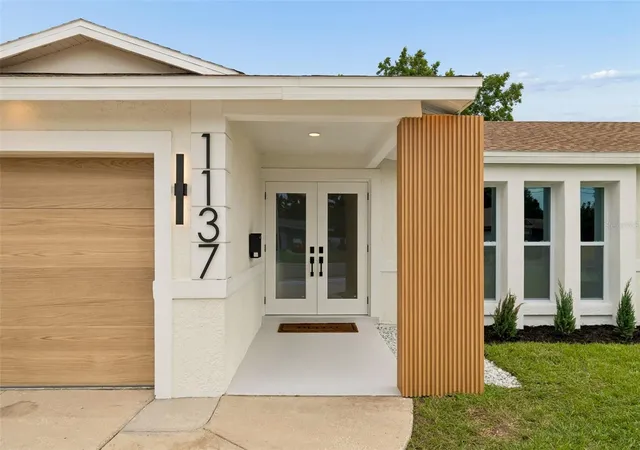 Photo 2 of Single family home for sale at 1137 54th Avenue S, Saint Petersburg, FL 33705 | MLS# TB8534541 | Listing updated on 2026-09-01