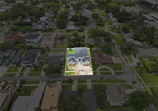 Photo 3 of Single family home for sale at 207 S Gardenia Ave, Tampa, FL 33609 | MLS# TB8534573 | Listing updated on 2026-10-04