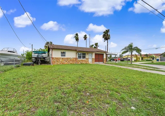 Photo 2 of Single family home for sale at 4093 Flamingo Blvd, Hernando Beach, FL 34607 | MLS# TB8534579 | Listing updated on 2026-09-02